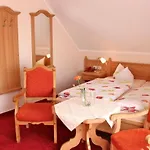 Igelstadt فندق 3*