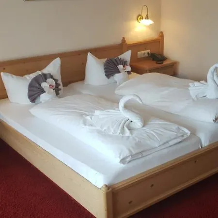 Igelstadt Hotel 3*