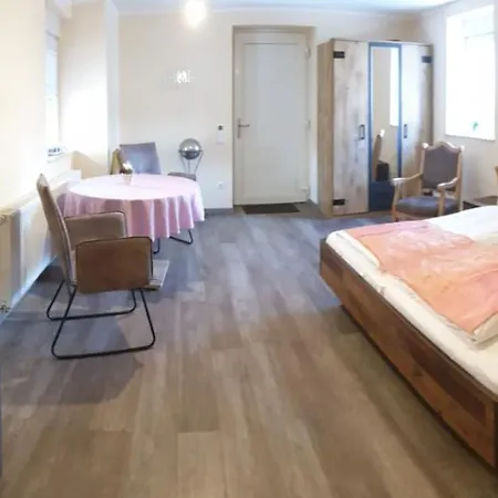 Igelstadt Hotell 3*
