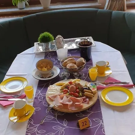Igelstadt Hotel 3*